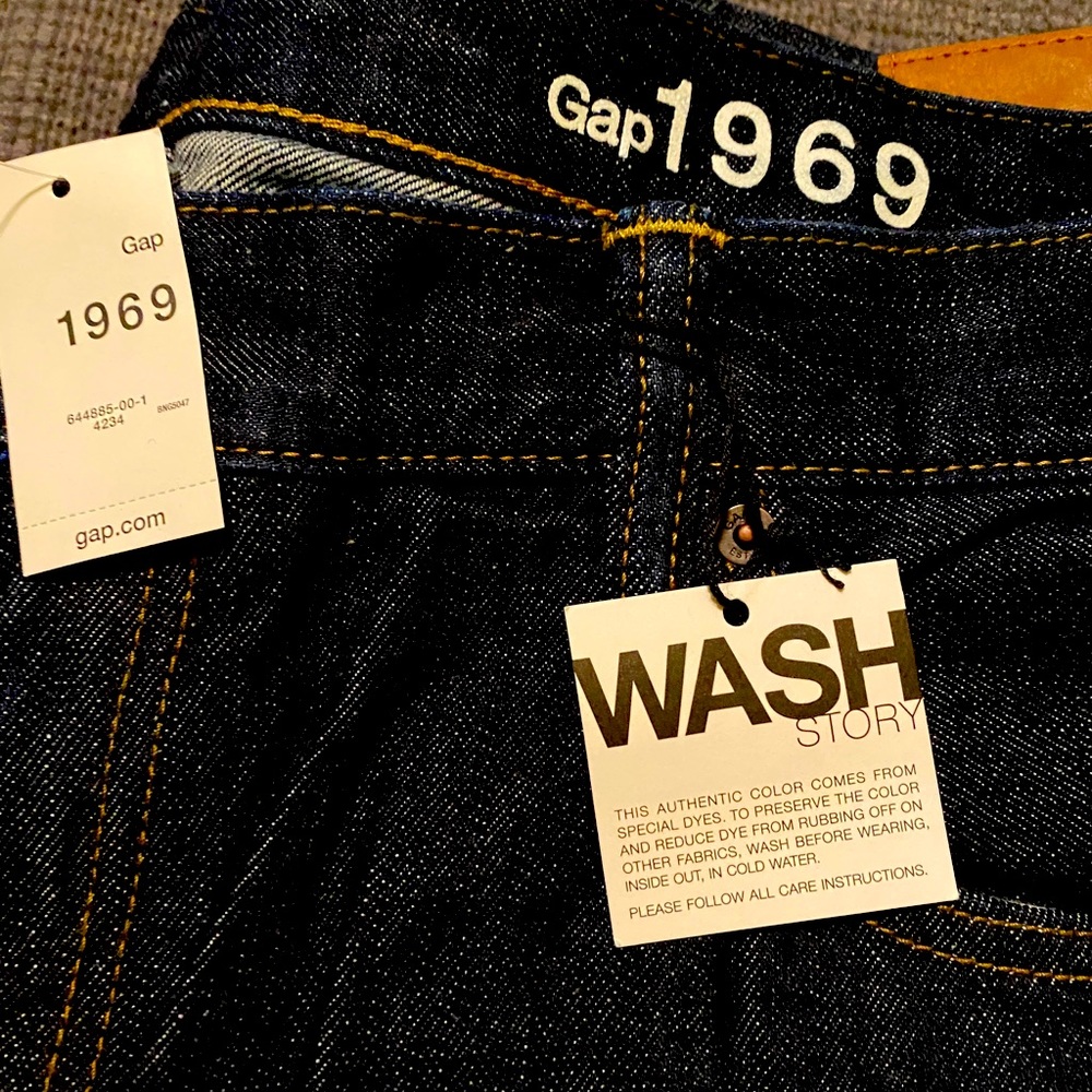 Men’s Gap 42x34 Straight Dark Rinse Jean NEW